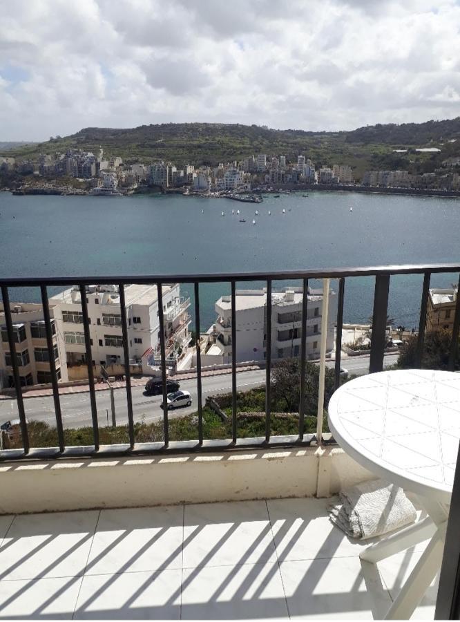 סיינט פול ביי Private Room In Wonderful Sea View Apartment מראה חיצוני תמונה